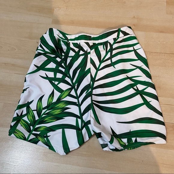 💥5/$25 BNWT Patpat men’s  and boys matching swim shorts in size medium - Picture 3 of 9